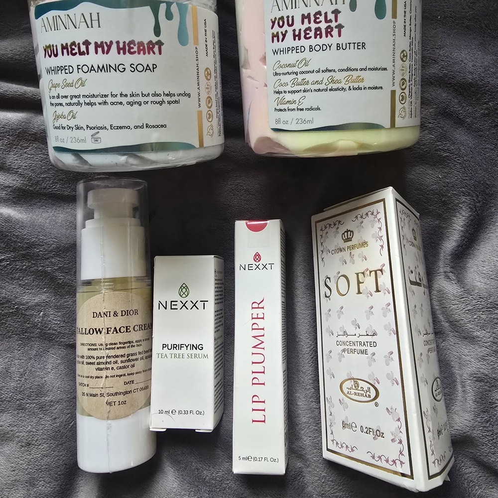 NWT Aminnah You Melt My Heart - Bundle